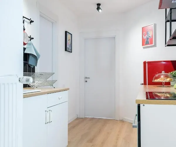 Apartament Piata Amzei 5 *